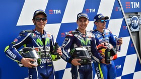 Valentino Rossi Tak Bisa Berteman dengan Vinales