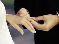 Profesor Unpad Tolak Legalisasi Nikah Beda Agama Berdalih HAM