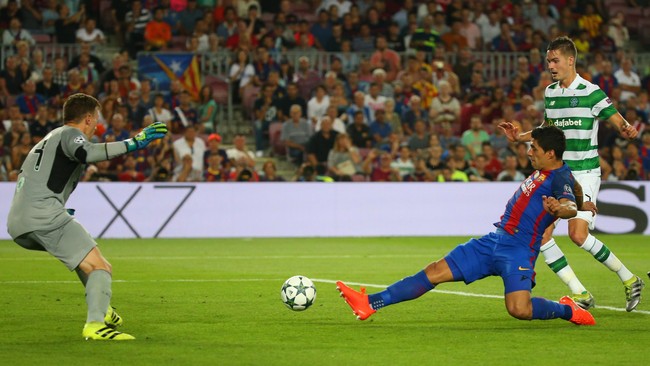 Lionel Messi-Luis Suarez-Neymar kembali bersatu dan hasilnya adalah bencana bagi Glasgow Celtic lantaran tujuh gol bersarang di gawang tim tamu.