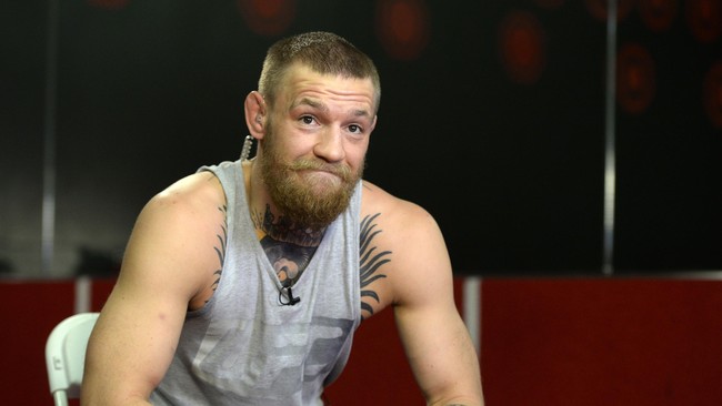 Manny Pacquiao menilai pemenang duel Floyd Mayweather Jr. lawan Conor McGregor bergantung pada peraturan mana yang bakal digunakan.