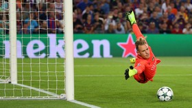 Bukan Hanya Trio MSN, Ter Stegen Juga Pahlawan Barcelona