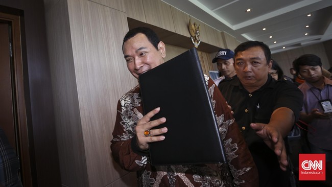 Satgas BLBI kembali melelang aset milik Tommy Soeharto pada Jumat (17/6) nanti. Aset yang dilelang pun turun harga.