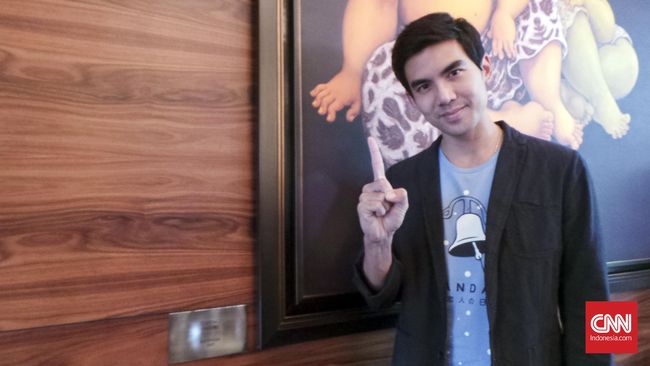Terkenal berkat perannya di Hello Stranger, aktor Thailand Chantavit 'Ter' Dhanasevi kini juga serius menjadi penulis skenario.