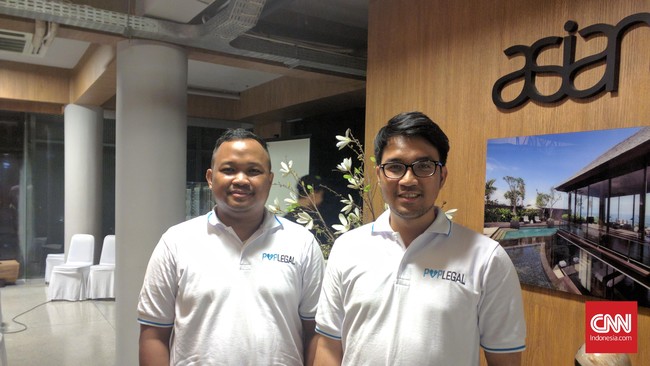 PopLegal, Startup LegalTech agar Masyarakat Tak Buta Hukum Minimnya jumlah praktisi hukum di wilayah Indonesia membuat masyarakat berjarak dengan bantuan hukum.Dari situlah startup PopLegal hadir di Indonesia.