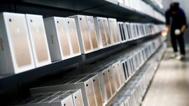 iPhone 7 Versi Jet Black Paling Diburu