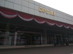 Nawardi Melejit! Ini 4 Calon DPD RI dari Jatim yang Bakal Lolos ke Senayan