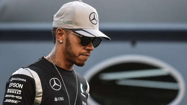 Lewis Hamilton mengakui dirinya tak yakin kapan momentum akan berbalik menguntungkan dirinya, ataukah momentum ini memang benar-benar akan berbalik.