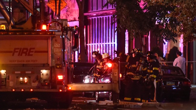 Ledakan terjadi Sabtu (17/9) malam waktu setempat. Meski tak ada WNI yang jadi korban, KJRI New York tetap memantau perkembangan.