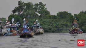 Menuju Poros Maritim, Nelayan Tercekik Aturan Menteri Susi