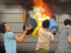 Ruko di Petamburan Jakbar Terbakar, 8 Unit Damkar Dikerahkan