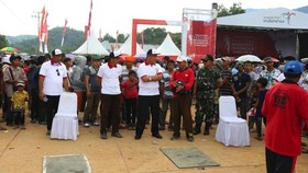Banyak Wisman Berdatangan di Festival Cross Border Sambas
