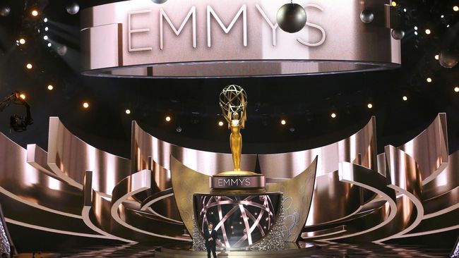 Daftar lengkap nominasi ajang penghargaan insan pertelevisian Emmy Awards 2018 telah diumumkan di Television Academy, California, AS pada Kamis (12/7) malam.