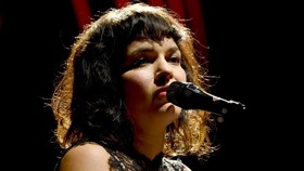 Norah Jones Kembali ke Jazz