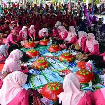 4 Tradisi Unik Perayaan Isra Miraj di Indonesia, Penuh Makna Mendalam!