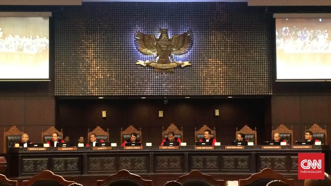 Mahkamah Konstitusi (MK) menolak gugatan sengketa Pileg 2019 Partai Berkarya karena tak pernah hadir selama persidangan.