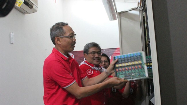PT.Telkom Indonesia (Persero) Tbk kembali menandai modernisasi jaringan menjadi fiber optik dengan mematikan 30 Sentral Telepon Otomat .