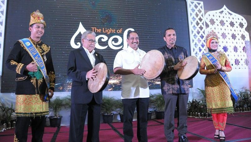 Aceh juga boleh berjuang untuk mewujudkan mimpinya menjadi destinasi wisata halal kelas dunia.