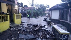 Sepuluh Orang Tewas dalam Banjir Garut, RSUD Terendam