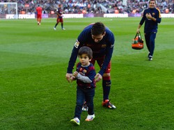 Anak Messi Mulai Cetak Gol untuk Barcelona, Pesaing Ronaldo Junior?