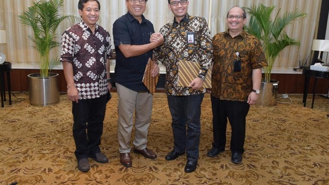 PT Telkom Indonesia (Persero) dan PT Pertamina (Persero) sepakat bekerjasama dalam pengembangan sumber daya manusia melalui National Talent Programme.