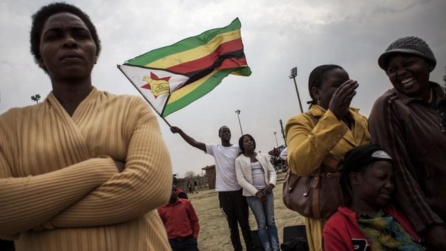 Pemerintah Zimbabwe mengancam penjara bagi semua orang yang menghina bendera nasional atau menjualnya tanpa izin.
