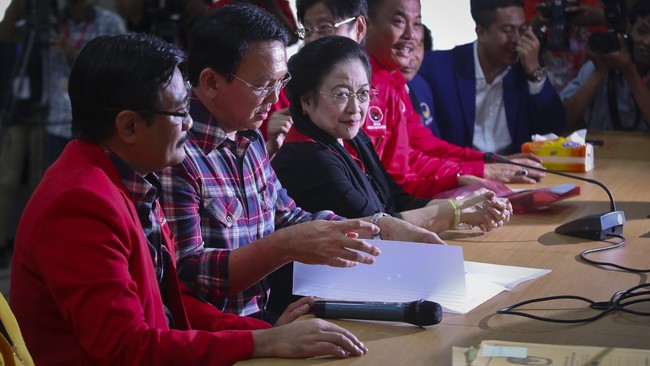 PDIP evaluasi kampanye pilkada di DKI Jakarta, setelah Ahok ditetapkan sebagai tersangka. Selain itu juga mengevaluasi kampanye di berbagai daerah.
