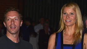 Gwyneth Paltrow Curhat soal Asuh Anak Bersama Chris Martin