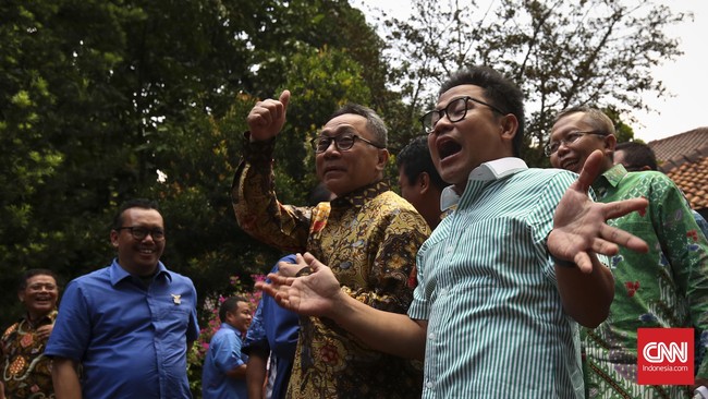 Demokrat, PAN, dan PKB dinilai masih menunggu respons dan dukungan publik sebelum membentuk poros ketiga pada Pilpres 2019.