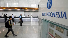 BI: Utang Luar Negeri, Korporasi Wajib Hedging 25 Persen