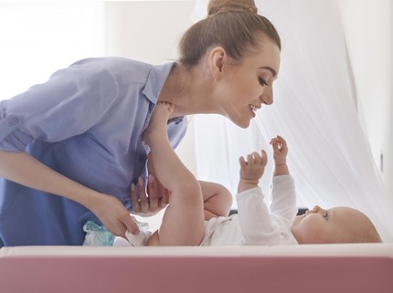 4 Langkah Simpel Mengatasi Ruam Popok si Kecil
