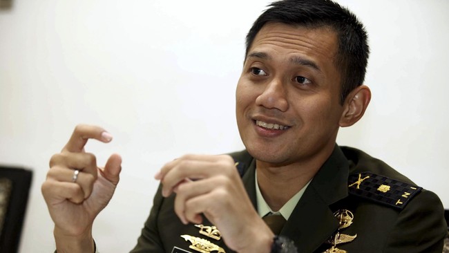 Siapa menguasai ibu kota, akan menguasai Indonesia. Diktum itu dianut PDIP dan Demokrat. Pilkada DKI Jakarta jadi cerminan pertarungan politik pada Pemilu 2019.