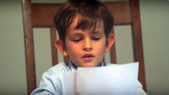Alex, 6, menyurati Obama meminta Presiden AS itu membawa Omran Daqneesh, seorang bocah di Aleppo, Suriah, ke rumahnya untuk dijadikan saudara.
