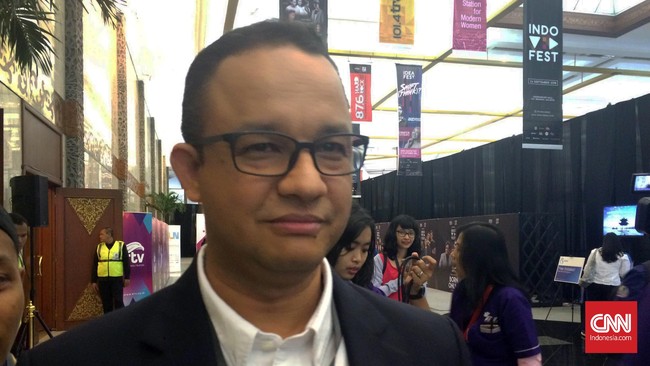 Anies Baswedan yakin pedagang tak keberatan dilakukan penggusuran selama tempat penggantinya tidak sepi pembeli.