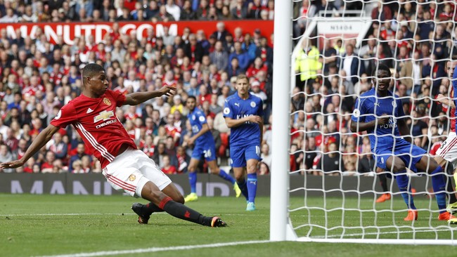 Mantan bek Manchester United Gary Neville menilai Marcus Rashford sangat cocok dipasangkan dengan Zlatan Ibrahimovic di lini depan skuat Setan Merah.