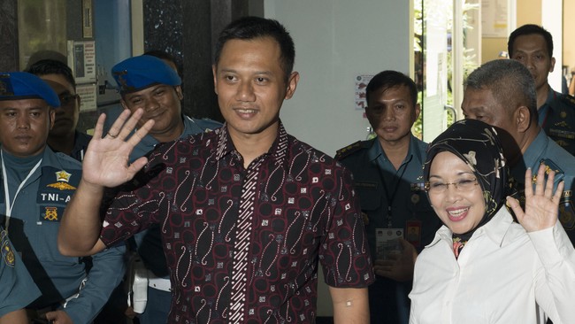 Sebanyak 87 responden menilai Agus Harimurti lebih pas berkarier di kemiliteran ketimbang terjun ke dunia politik. Agus diusung Poros Cikeas jadi cagub Jakarta.