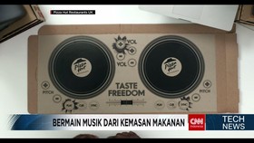 Bermain Musik Ala DJ dengan Kemasan Makanan