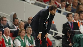 Conte: Chelsea Hebat Hanya di Atas Kertas