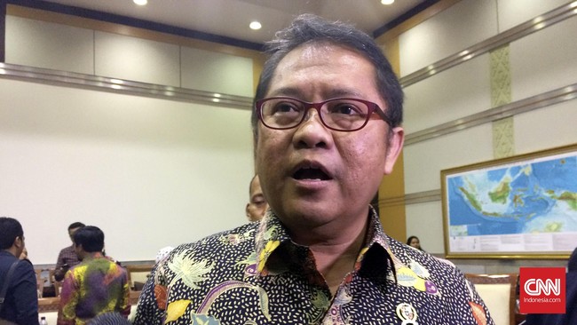 R&D Apple di Indonesia dinyatakan sedang diproses oleh Kementerian Perdangangan. Menkominfo Rudiantara berharap R&D Apple bisa dibangun di luar Jawa.