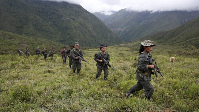 Setelah negosiasi selama empat tahun, pemerintah Kolombia akhirnya menandatangani perjanjian damai dengan FARC, mengakhiri pemberontakan selama setengah abad.