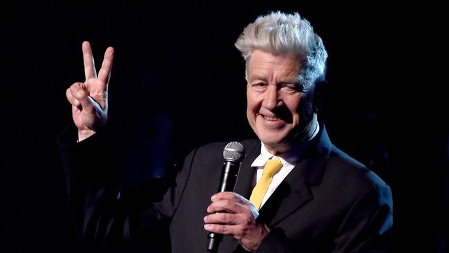 LOS ANGELES, CA - APRIL 01: Filmmaker David Lynch speaks onstage during the David Lynch Foundation's DLF Live presents 