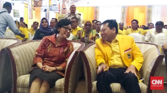 Menkeu Sri Mulyani Indrawati menilai target APBN 2016 disusun berdasarkan nilai yang tinggi, namun kenyataannya minus.