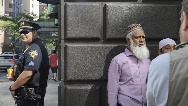 Warna-warni Parade Muslim di New York Menentang Islamofobia