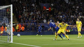 Paruh Babak, Leicester Ungguli Porto Berkat Gol Slimani