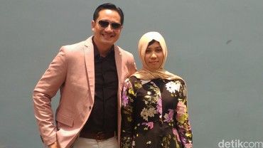 img-title Tak Kaleng-kaleng, Ini Profesi Sarni Istri Daun Muda Eks Suami Venna Melinda