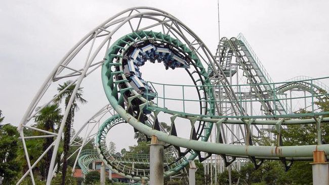 Jika dibuka hingga kini, taman bermain yang berlokasi di Nara Perfektur ini sudah berusia 55 tahun. Jauh lebih tua 22 tahun ketimbang Tokyo Disneyland.