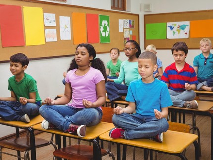 Ini Lho, Bun, Manfaat Yoga Buat Anak-anak