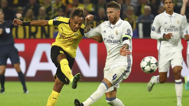 Striker Borussia Dortmund, Pierre Emerick Aubameyang, menilai klub raksasa Spanyol Real Madrid belum menunjukkan minat untuk merekrutnya.