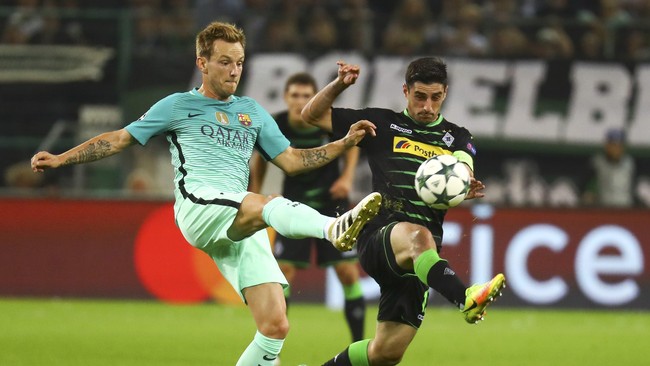 Gol tuan rumah Borussia Moenchengladbach dipersembahkan oleh Thorgan Hazard pada menit ke-34 melalui umpan dari Mahmoud Dahoud.