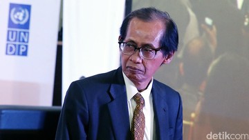 SIFAT DAN KETELADANAN ARTIDJO ALKOSTAR