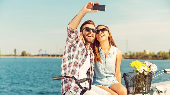 Kementerian Pariwisata bakal meluncurkan paket wisata digital ke destinasi wisata yang fotogenik, agar 'kids zaman now' bisa lebih mengenal Indonesia.